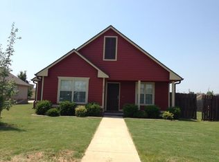 3913 SW Gibson Ave, Bentonville, AR 72712