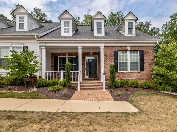 392 Buckeye Cir, La Plata, MD 20646