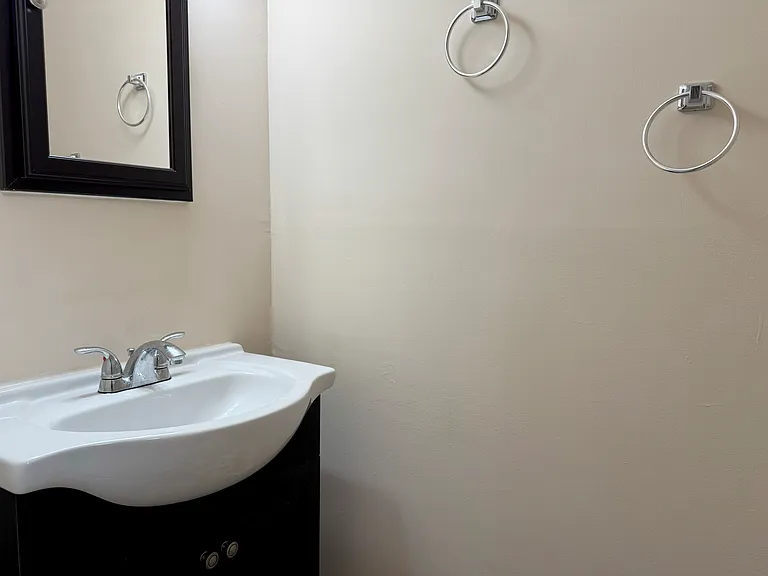 40 Seabrook Ln — Photo 19