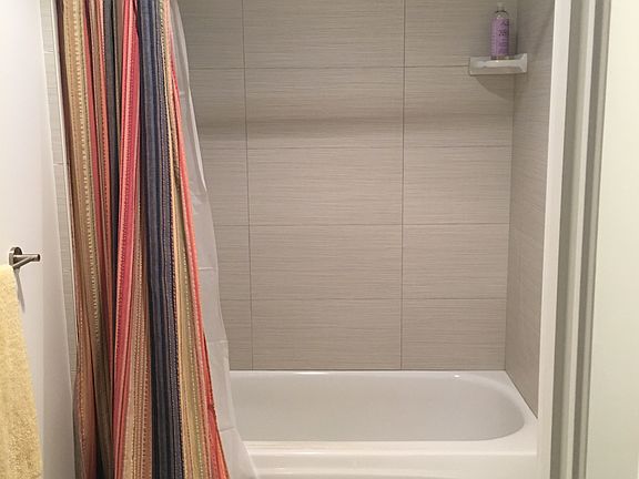 Tub/showr; new tile/fixtures