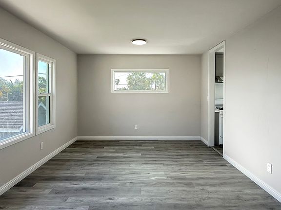 4th image of 1135 Olive Ave #1139