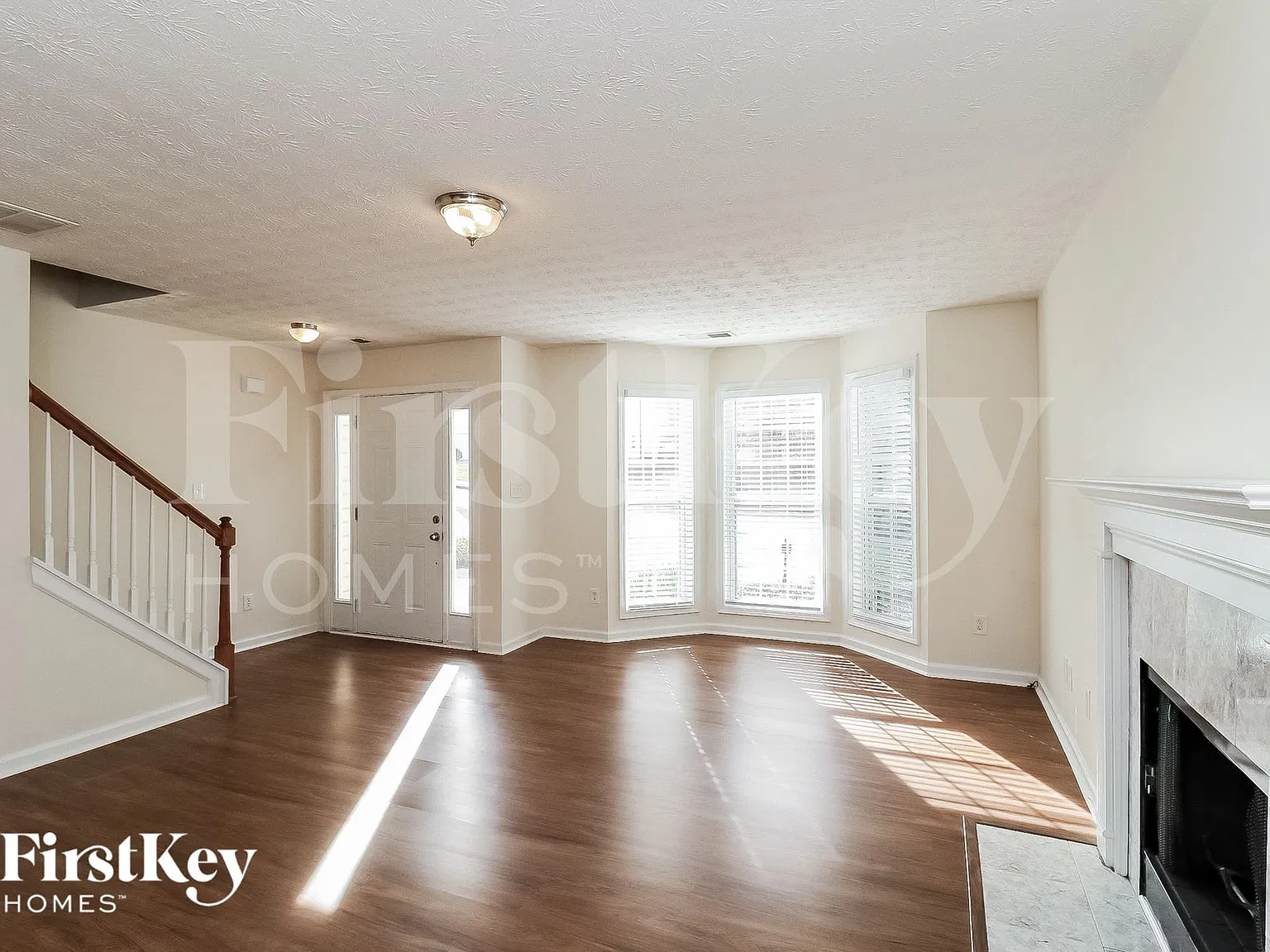 4 bed, 2.5 bath, 2148 sqft, $2,955 — Photo 3