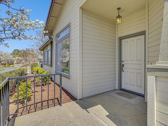 3rd image of 8673 French Oak Dr
