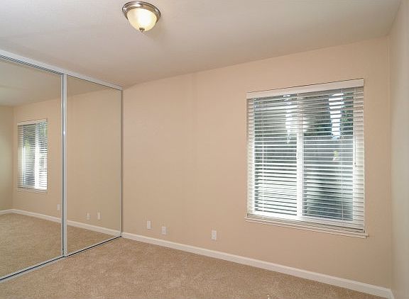 5th image of 1624 Cheney Ct