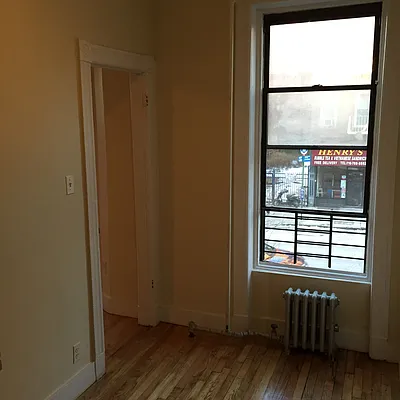 Rented by Bezell Group | media 18