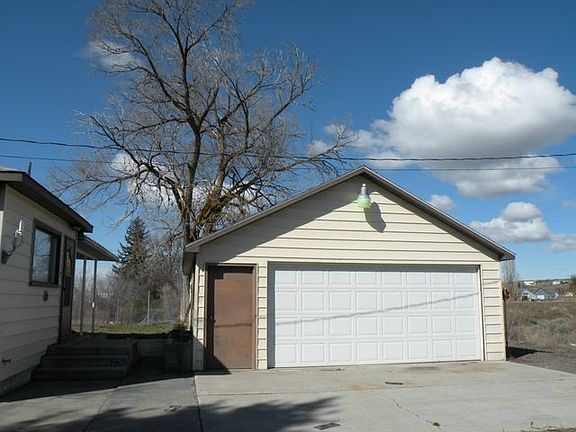 3rd image of 305 E Marjorie Ave