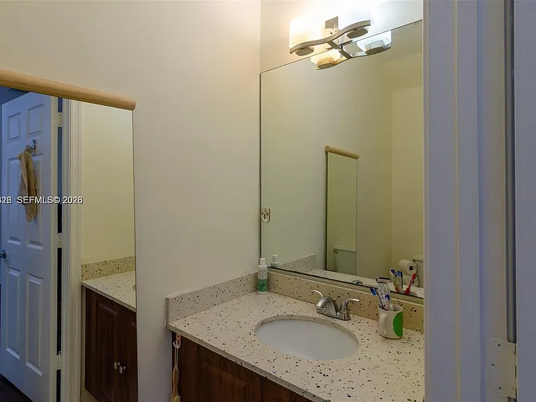 4309 Vineyard Cir #4309 — Photo 3