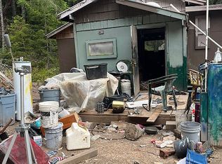 5200 Rancho Sequoia Dr, Alderpoint, CA 95511