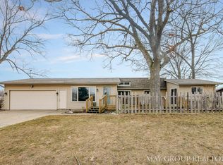 3890 Honeybrook Ave SW, Grandville, MI 49418