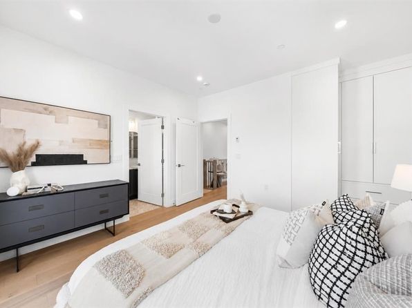 3 bedroom rental in Vancouver — photo 22