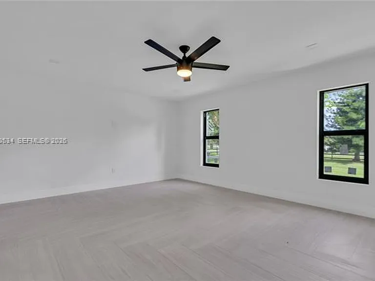 17680 SW 54th St #17680 — Photo 25