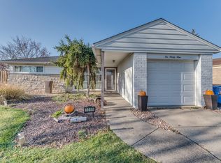 1099 W Villa Dr, Des Plaines, IL 60016