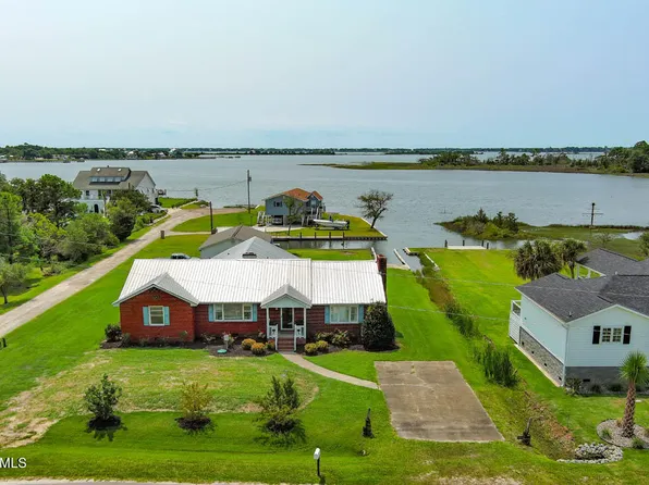 286 B J Taylor Road, Newport, NC 28570