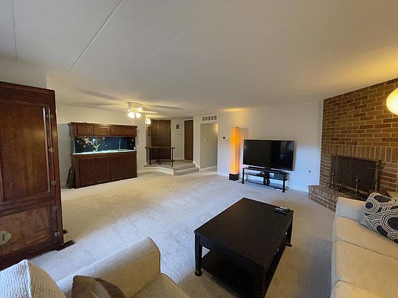 5th image of 7851 W Golf Dr APT 1A