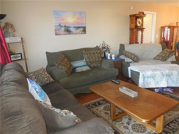 3rd image of 2390 Albury Ave
