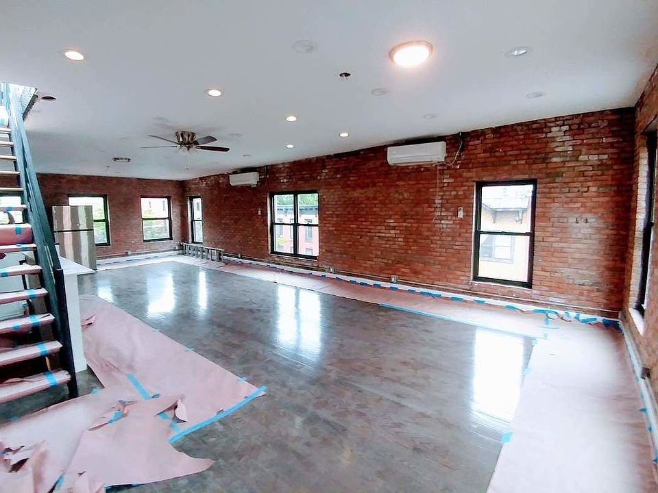 1st image of 245 Bergen St #2