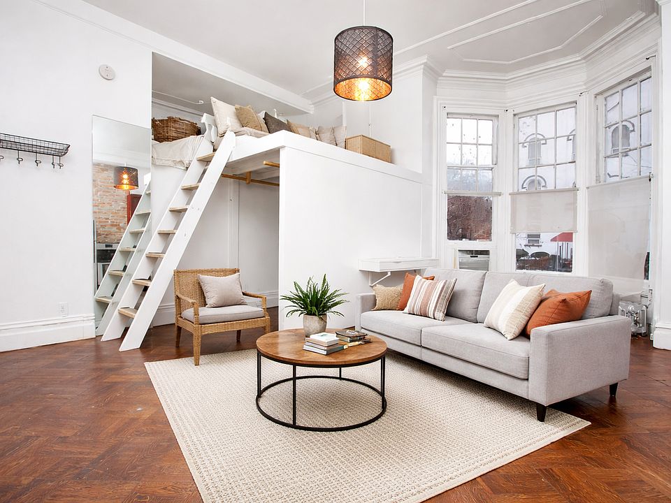 1st image of 351 Washington Ave #2