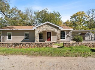 712 N Pendell Ave, Cleburne, TX 76033