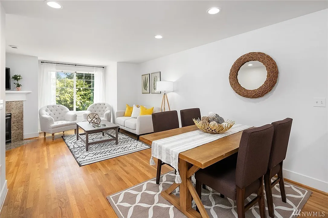 3 bed, 1232 sqft, $3,200 — Photo 3