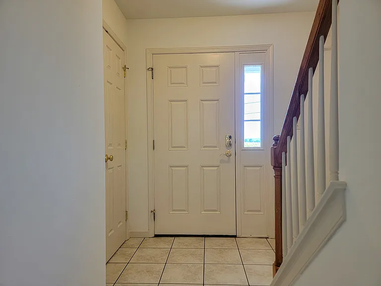 700 Lincoln Gardens Rd — Photo 4