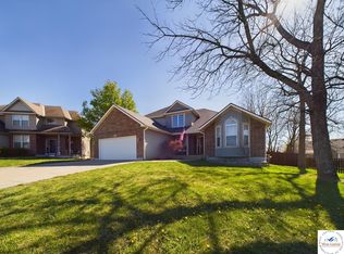 210 Westgate Ct, Warrensburg, MO 64093