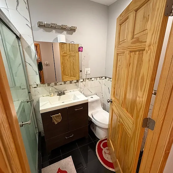 142 Newbury Ave #142 — Photo 7