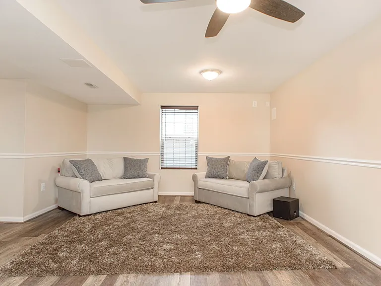 8008 High Oak Rd — Photo 47