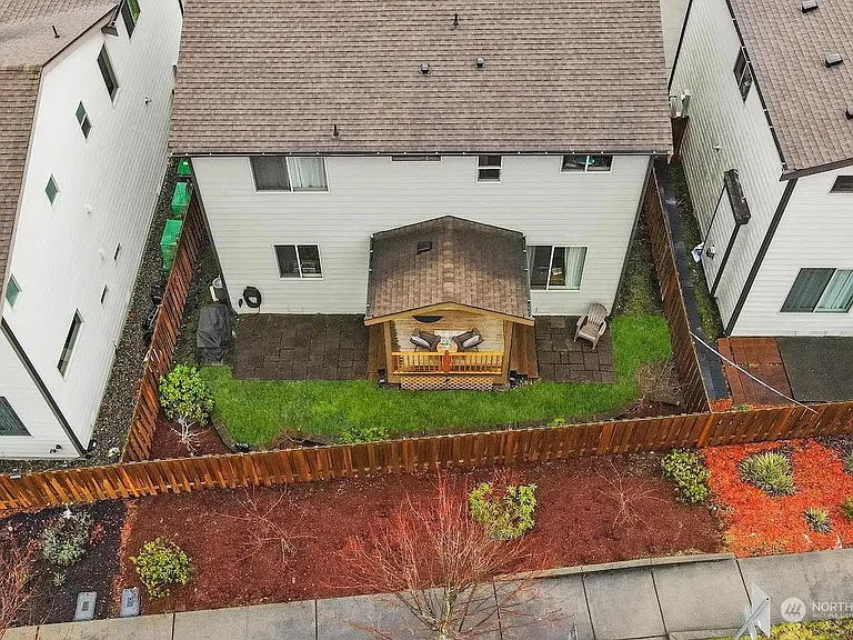 22604 SE 284th Ct — Photo 37
