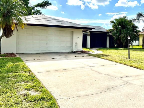 3rd image of 5710 SW 1st Ct