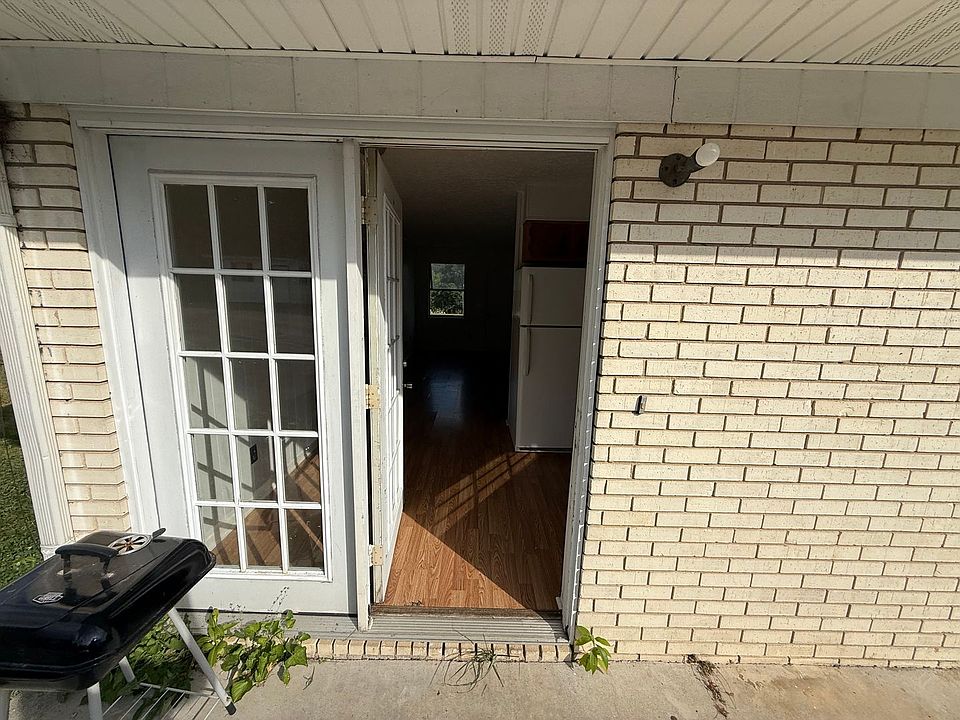 1st image of 301 Park Blvd #B7