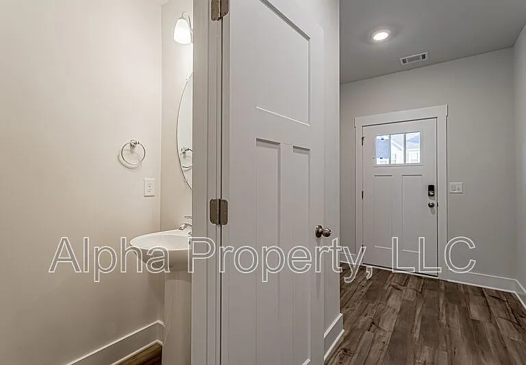 1058 Millison Pl — Photo 3