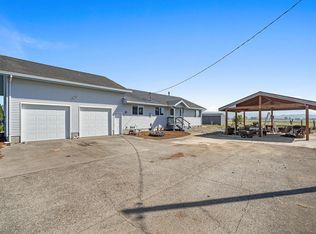 3813 12th St, Tillamook, OR 97141