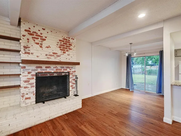 1302 E Saint Johns Ave #A — Photo 5