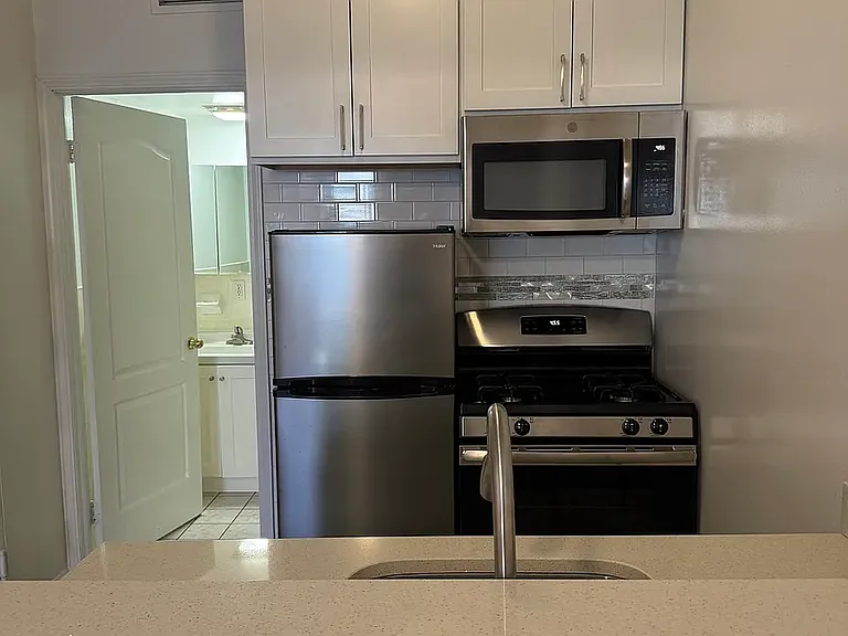 44 W 14th St #6A — Photo 5