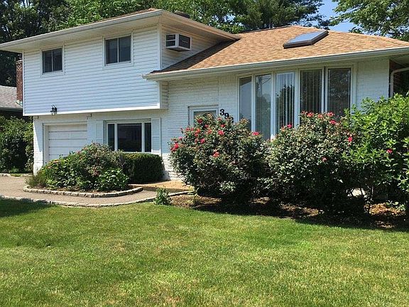 2nd image of 393 White Birch Ln