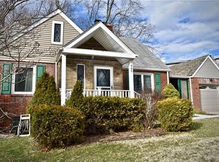 965 Ridge Rd, Bridgeville, PA 15017