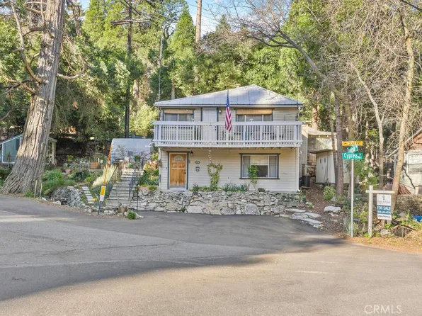 23328 Brookside Rd, Crestline, CA 92325