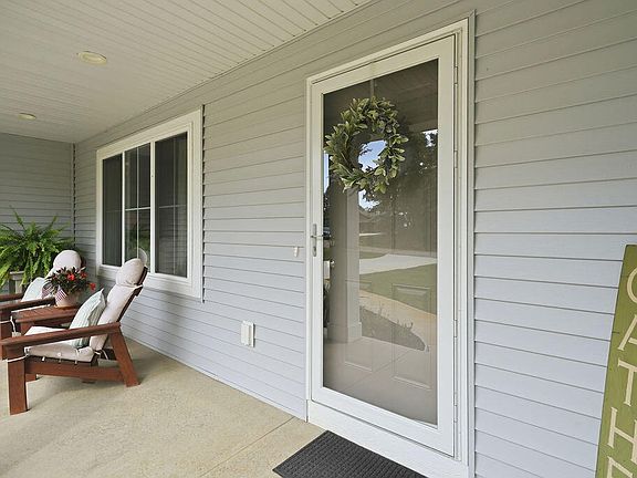 5th image of 919 Armintrout Ridge Ct