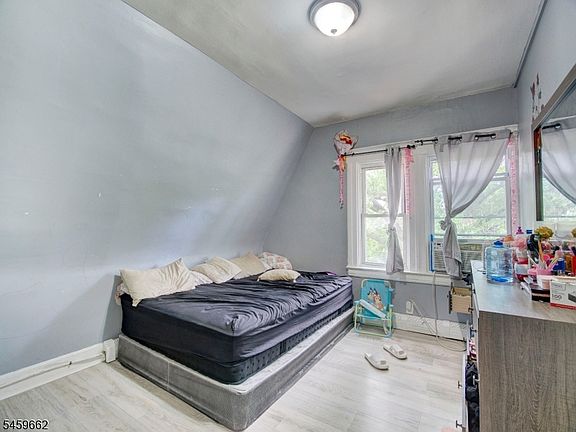 3rd image of 18 Shanley Ave