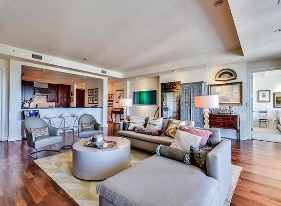 5th image of 98 San Jacinto Blvd #1009