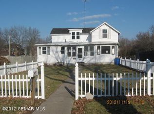 122 W School St, Owatonna, MN 55060
