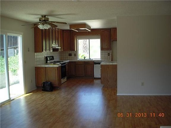 4th image of 1080 Carlsbad St