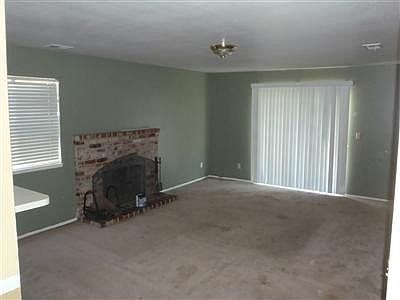 4th image of 2732 Canyon Creek Dr