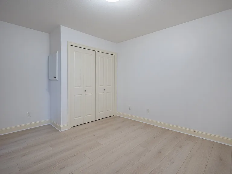 1089 Ruthina Ave — Photo 9