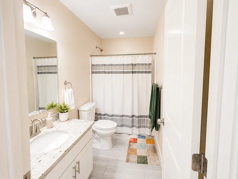 23 Higgins St #2 — Photo 7