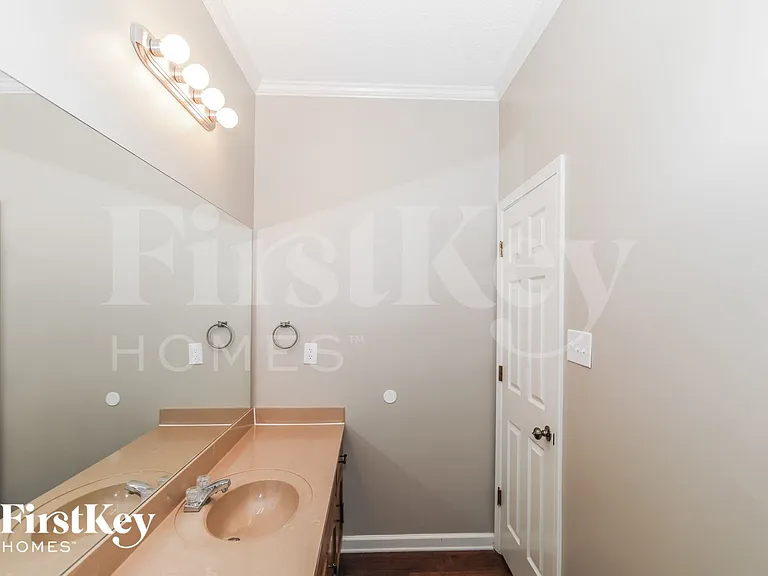 3456 Sunswept Dr — Photo 14