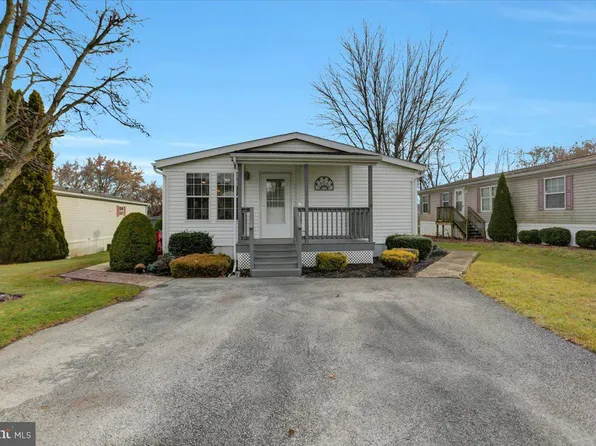 148 Rustic Dr, Shippensburg, PA 17257