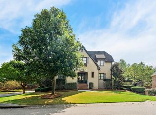 702 Hampden Place Cir, Vestavia Hills, AL 35242