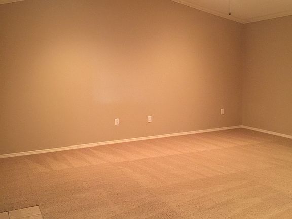 2nd image of 1822 Flagstone Dr