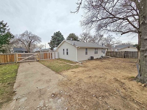 5th image of 728 N 4th St